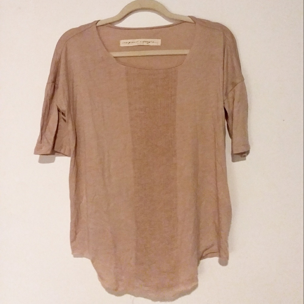 1/2 sleeve blouse with textural detail in front